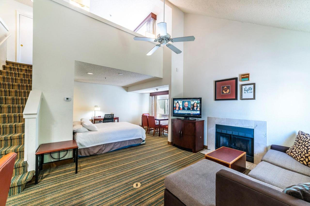 Metro Phoenix Loft Sleeps 6 Bagian luar foto