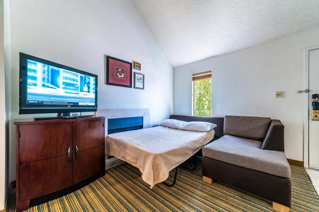 Metro Phoenix Loft Sleeps 6 Bagian luar foto