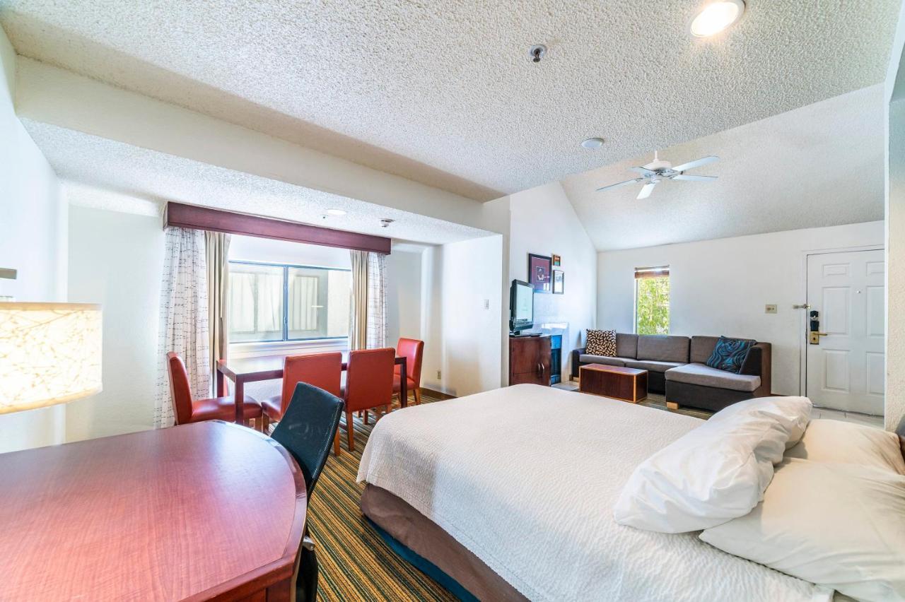 Metro Phoenix Loft Sleeps 6 Bagian luar foto