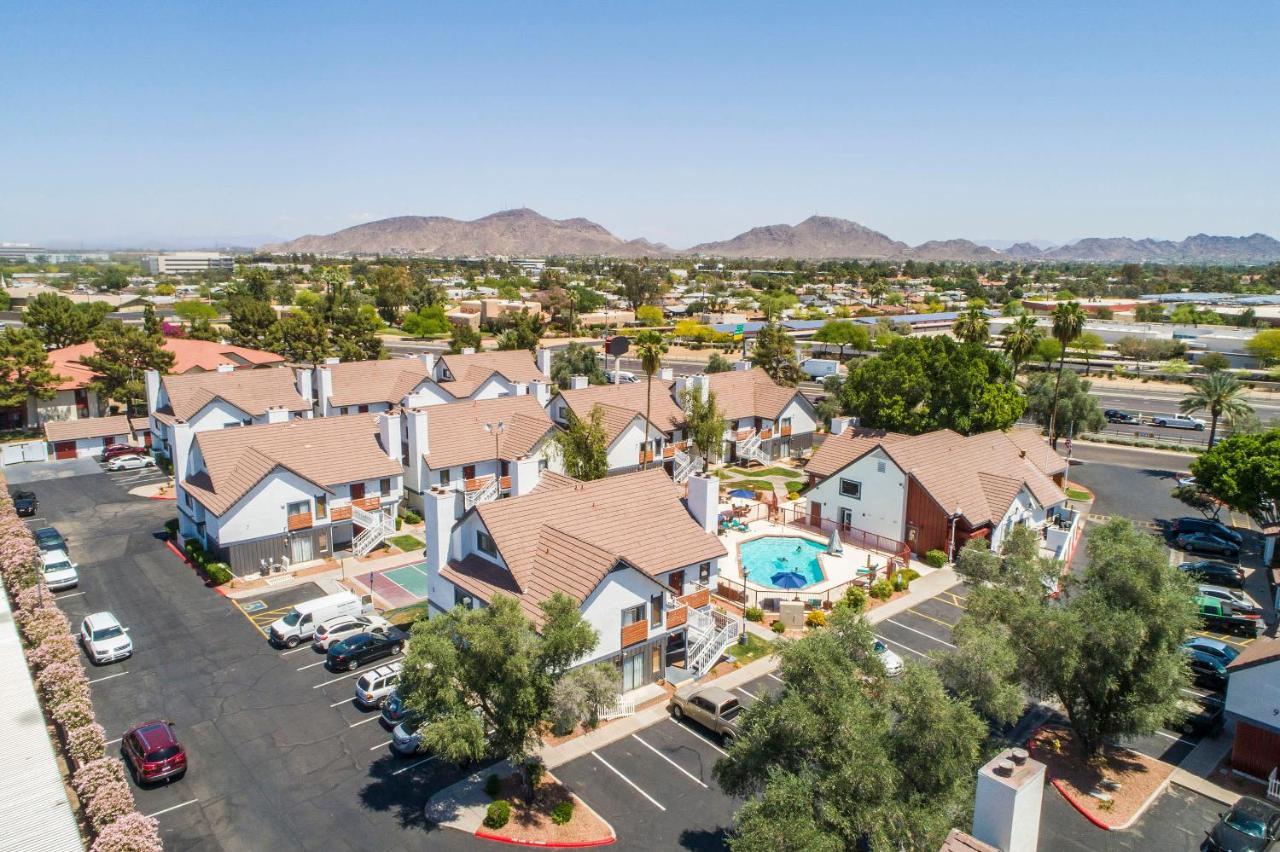 Metro Phoenix Loft Sleeps 6 Bagian luar foto